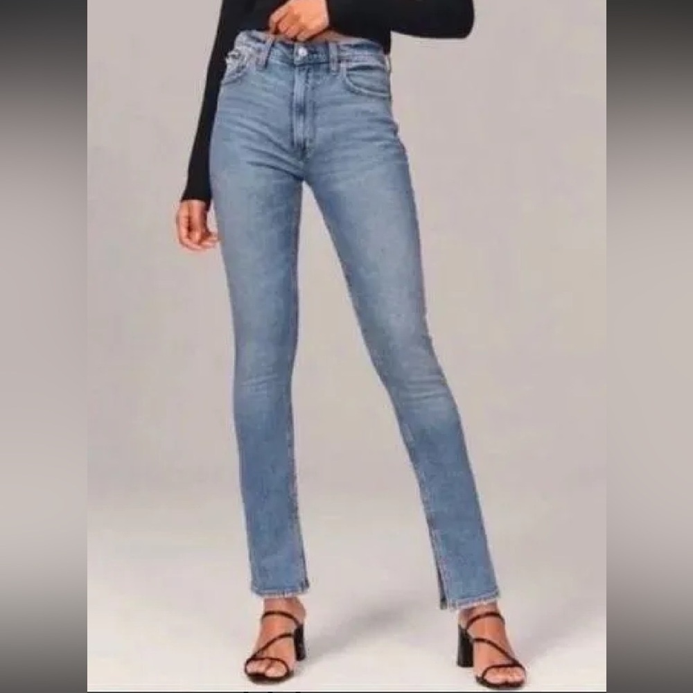 JeansAbercrombie & Fitch skinny high rise slit hem size 28